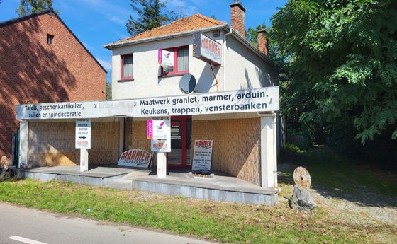 Gebouw voor gemengd gebruik te koop in Genk