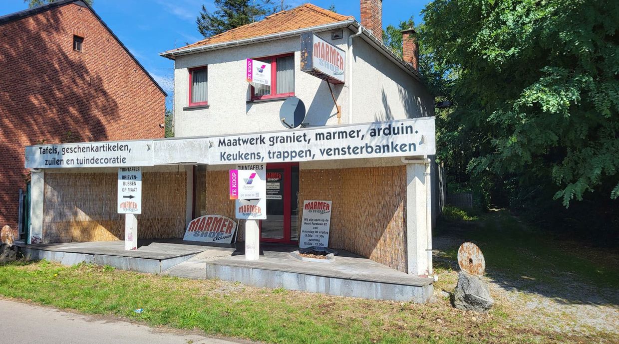 Gebouw voor gemengd gebruik te koop in Genk