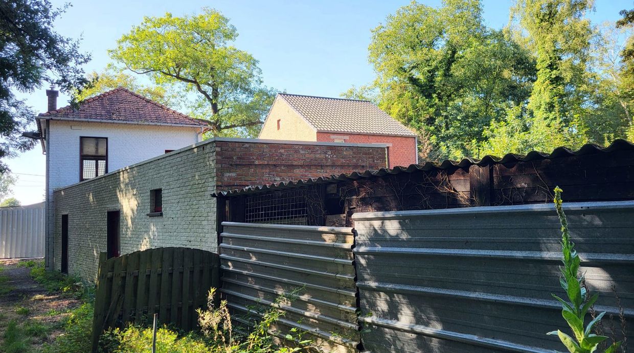 Gebouw voor gemengd gebruik te koop in Genk