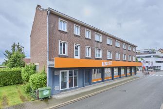 Gebouw voor gemengd gebruik te koop in Maasmechelen