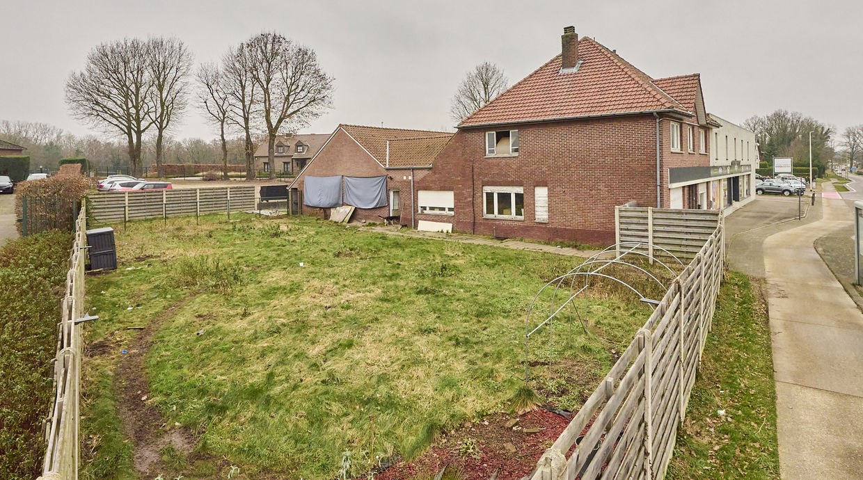 Gebouw voor gemengd gebruik te koop in Meeuwen-Gruitrode