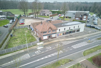 Gebouw voor gemengd gebruik te koop in Meeuwen-Gruitrode