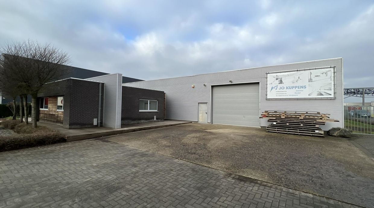 Industrieel gebouw te huur in Heusden-Zolder