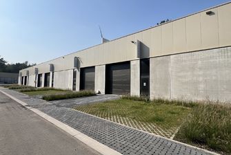 Industrieel gebouw te koop in Genk