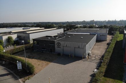 Industrieel gebouw te koop in Genk