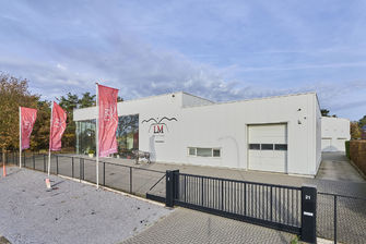 Industrieel gebouw te koop in Genk