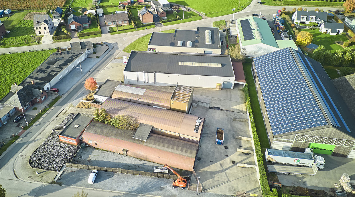 Industrieel gebouw te koop in Nieuwerkerken