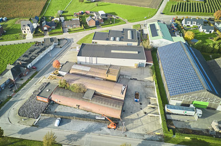 Industrieel gebouw te koop in Nieuwerkerken