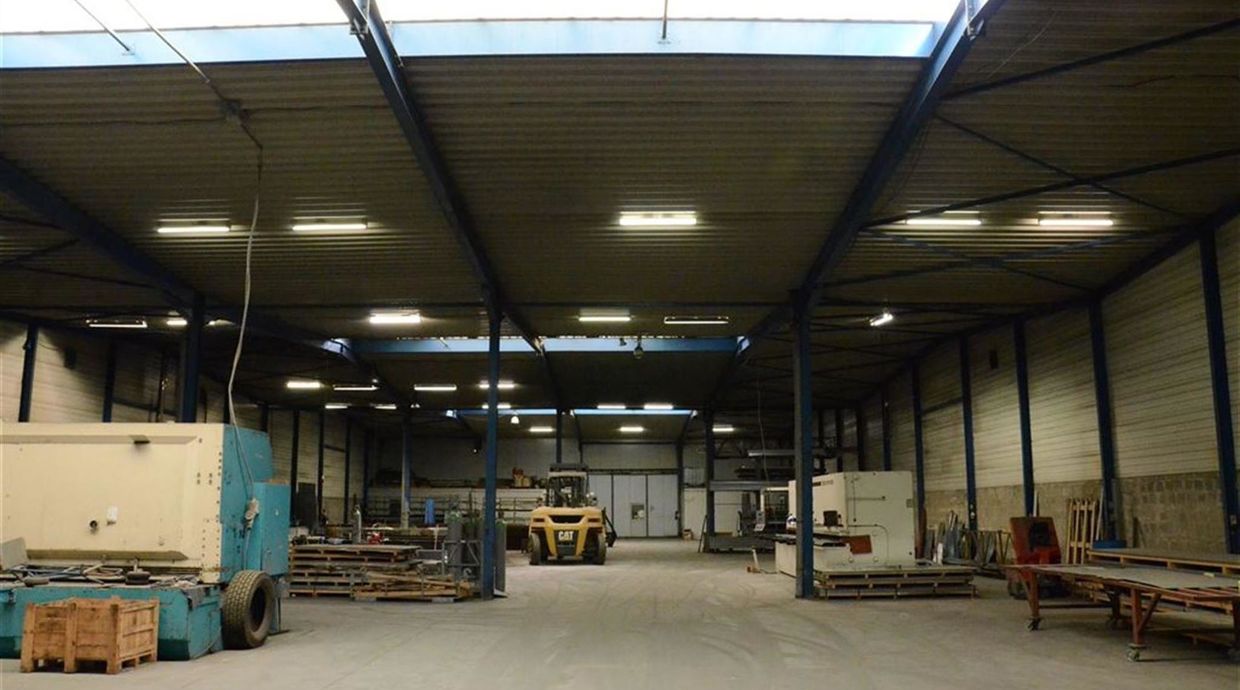 Industrieel gebouw te koop in Zutendaal