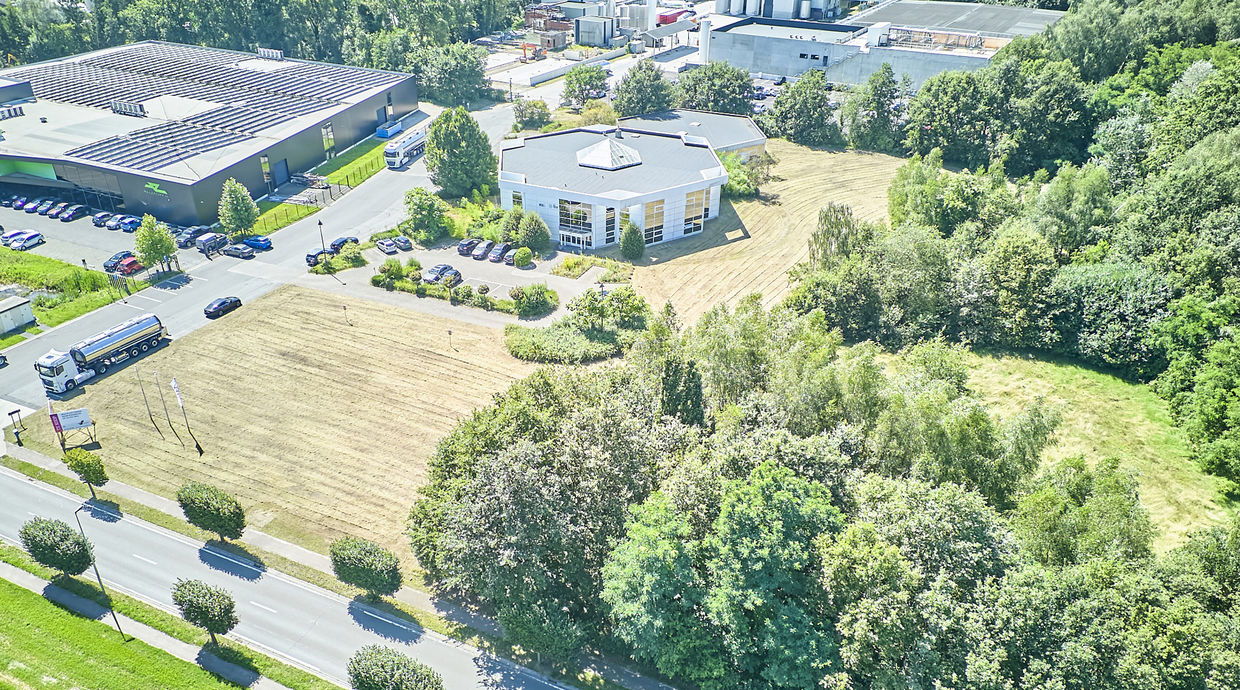 Kantoorgebouw te koop in Zonhoven