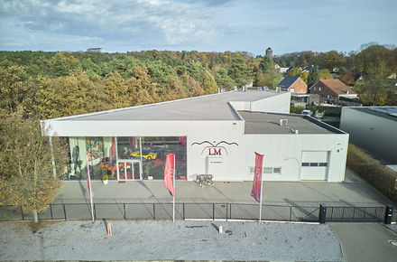 Kantoren & magazijn te koop in Genk